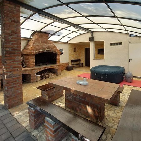 Holiday Home Franky Varazdin Breg ภายนอก รูปภาพ